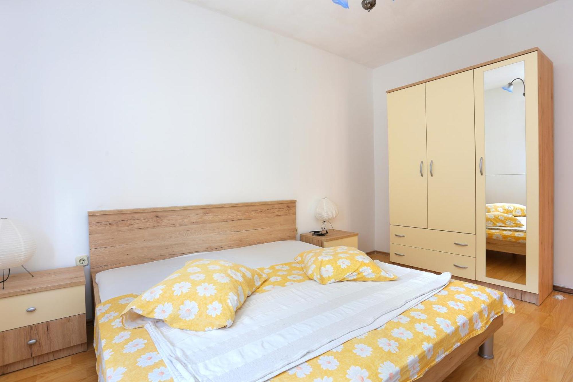 Apartments By The Sea Poljica, Trogir - 19316 玛里纳 客房 照片